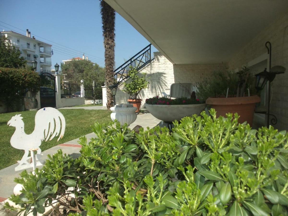Апартаменты A Majestic Elegant House With A Garden Переа Экстерьер фото